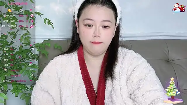 Snapshot of 520-vivo chatting on December 2024 03:31:02 PM 520-vivo online show from December 2024 03:31:02 PM