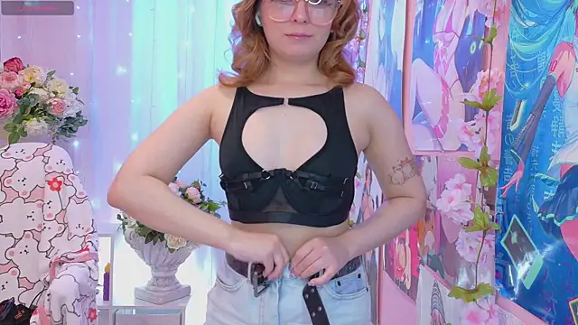 Coconut Mia online show from May 2026 01:17:02 PM