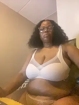 Nomthie online show from September 2025 07:37:02 PM