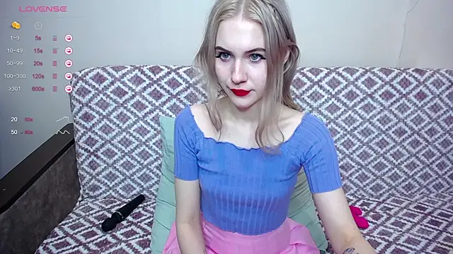 Snapshot of Olivia_Graceee chatting on December 2024 02:28:01 PM Olivia Graceee online show from December 2024 02:28:01 PM