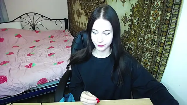 Olivia Graceee online show from May 2026 12:01:02 PM