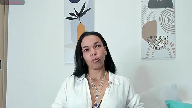 Snapshot of Evawalker_ chatting on February 2025 01:47:01 AM Evawalker online show from February 2025 01:47:01 AM