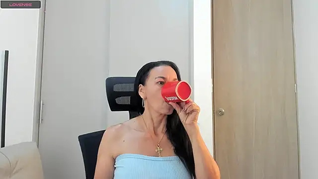 Snapshot of Evawalker_ chatting on October 2025 02:59:02 PM Evawalker online show from October 2025 02:59:02 PM