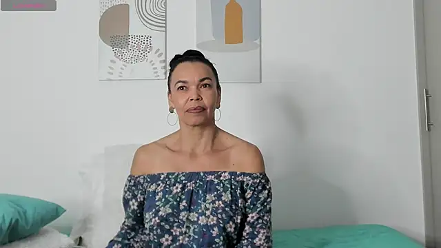 Snapshot of Evawalker_ chatting on November 2025 03:18:02 AM Evawalker online show from November 2025 03:18:02 AM