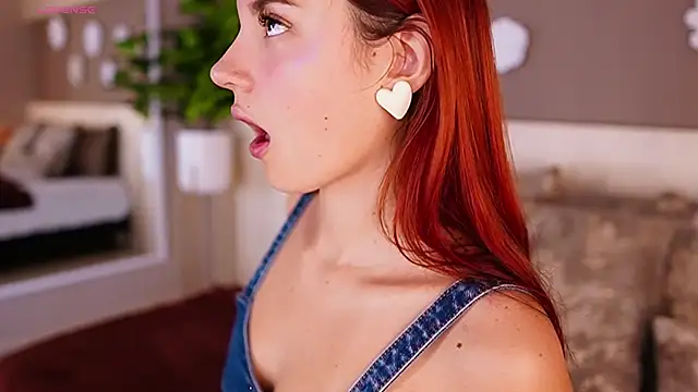 AylinMillerxs online show from October 2025 03:09:01 PM