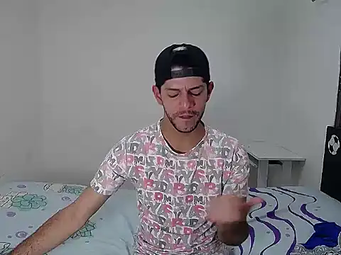 dirty boy horny online show from November 2025 09:58:01 PM