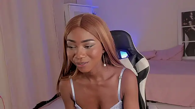 SavannahWildee online show from December 2024 07:16:01 PM