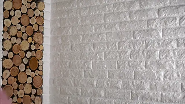 LowOncoming online show from September 2025 01:30:01 AM