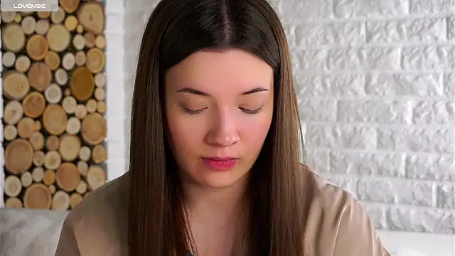 LowOncoming online show from November 2025 02:03:02 AM