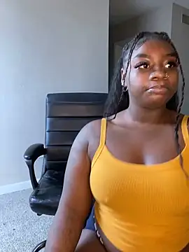 LillShayy online show from December 2024 04:17:01 PM