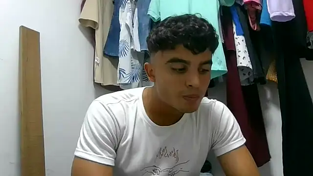 Mentriplex online show from December 2024 01:03:01 AM