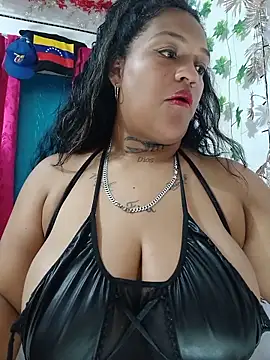 Michelle Brito1 online show from May 2026 12:40:02 AM