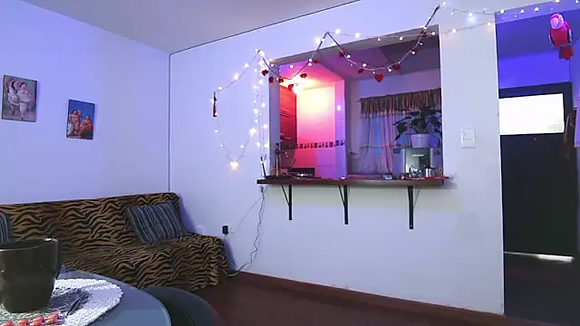 Snapshot of Maria_fernandaxxx_ chatting on March 2025 05:16:02 PM Maria fernandaxxx online show from March 2025 05:16:02 PM