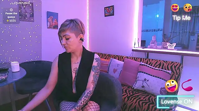 Snapshot of Maria_fernandaxxx_ chatting on October 2025 05:48:02 AM Maria fernandaxxx online show from October 2025 05:48:02 AM