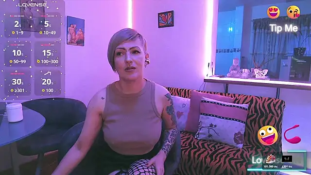 Snapshot of Maria_fernandaxxx_ chatting on October 2025 09:53:02 PM Maria fernandaxxx online show from October 2025 09:53:02 PM