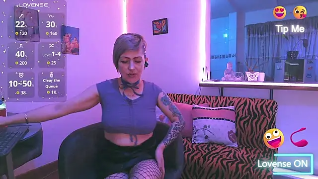 Snapshot of Maria_fernandaxxx_ chatting on November 2025 10:45:02 PM Maria fernandaxxx online show from November 2025 10:45:02 PM