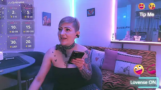 Snapshot of Maria_fernandaxxx_ chatting on November 2025 10:46:01 PM Maria fernandaxxx online show from November 2025 10:46:01 PM