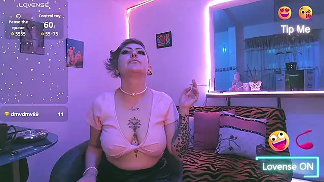 Snapshot of Maria_fernandaxxx_ chatting on December 2025 07:32:01 PM Maria fernandaxxx online show from December 2025 07:32:01 PM