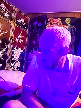 Snapshot of 5g4ever chatting on March 2025 05:40:01 AM 5g4ever online show from March 2025 05:40:01 AM