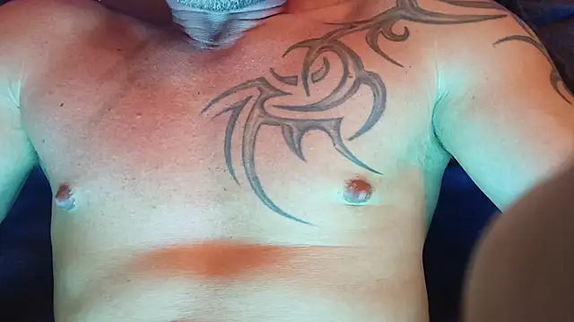 Timbojan28 online show from May 2026 11:56:01 PM