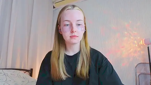 Wild  flowers online show from April 2026 11:42:01 PM