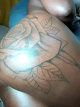 Hugemassivebootie online show from November 2025 05:22:02 AM