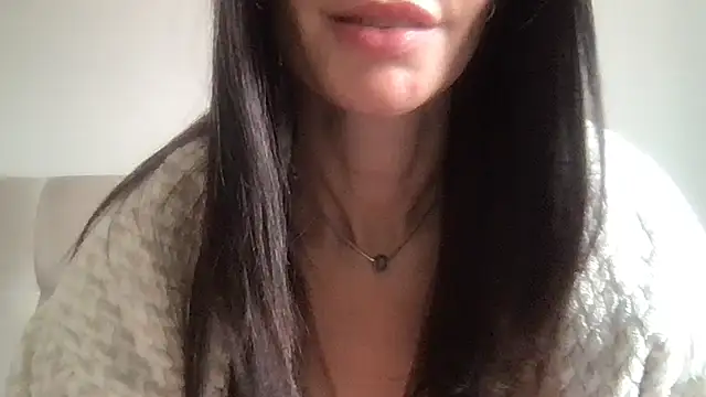 paolajonez online show from February 2026 01:15:01 PM