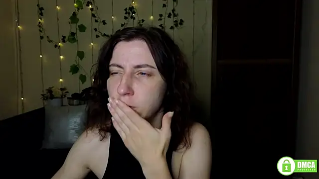 Muse kitty jenia online show from September 2025 11:21:02 AM