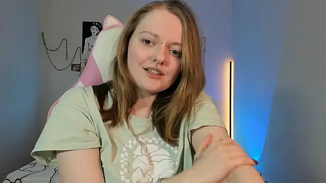 Snapshot of BebKonie chatting on March 2025 12:41:01 PM BebKonie online show from March 2025 12:41:01 PM