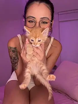 Snapshot of juanasnz99 chatting on December 2024 04:03:02 AM juanasnz99 online show from December 2024 04:03:02 AM