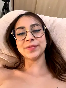 Snapshot of juanasnz99 chatting on December 2024 05:52:02 AM juanasnz99 online show from December 2024 05:52:02 AM