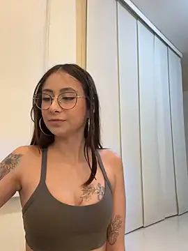 Snapshot of juanasnz99 chatting on December 2024 05:29:02 AM juanasnz99 online show from December 2024 05:29:02 AM