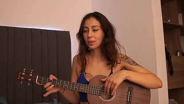 Snapshot of juanasnz99 chatting on February 2025 06:45:02 AM juanasnz99 online show from February 2025 06:45:02 AM