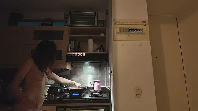 Snapshot of juanasnz99 chatting on March 2025 05:33:01 AM juanasnz99 online show from March 2025 05:33:01 AM