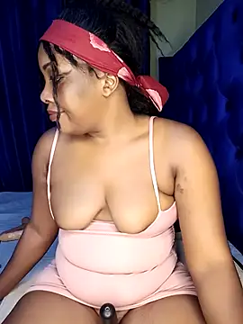 Queenshaz01 online show from March 2025 11:37:02 PM