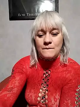 poussichienne online show from January 2026 08:29:02 AM