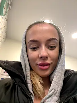 enjoy my beauty online show from November 2025 06:56:02 AM