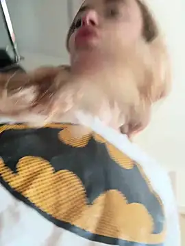 Snapshot of enjoy_my_beauty chatting on March 2026 06:39:02 AM enjoy my beauty online show from March 2026 06:39:02 AM