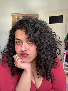 Snapshot of Curvydesifromgermany chatting on April 2026 01:41:01 PM Curvydesifromgermany online show from April 2026 01:41:01 PM