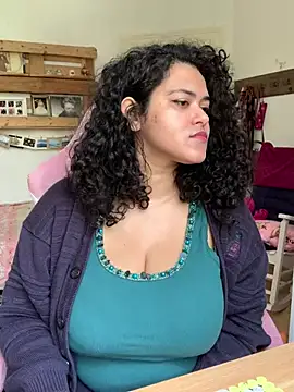 Snapshot of Curvydesifromgermany chatting on April 2026 11:15:02 AM Curvydesifromgermany online show from April 2026 11:15:02 AM