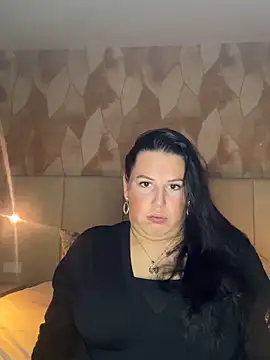 Snapshot of xlinastarrx chatting on April 2026 01:37:02 PM xlinastarrx online show from April 2026 01:37:02 PM