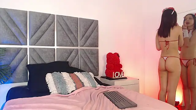 Laura Dicardy online show from November 2025 08:18:01 PM