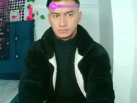 Snapshot of Kevin_Torres chatting on December 2024 05:56:02 AM Kevin Torres online show from December 2024 05:56:02 AM