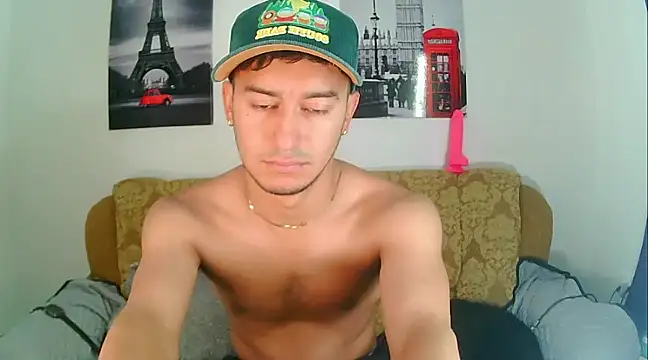 Snapshot of Kevin_Torres chatting on January 2025 01:00:02 PM Kevin Torres online show from January 2025 01:00:02 PM