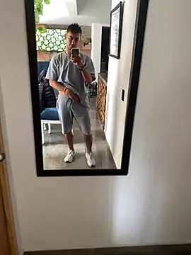 Snapshot of Kevin_Torres chatting on March 2025 04:46:01 PM Kevin Torres online show from March 2025 04:46:01 PM