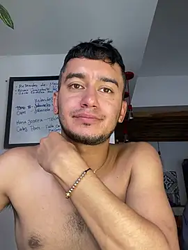 Snapshot of Kevin_Torres chatting on March 2025 07:49:02 PM Kevin Torres online show from March 2025 07:49:02 PM