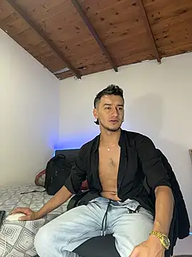 Kevin Torres online show from February 2026 11:45:01 PM