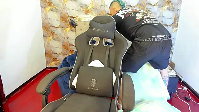 Damon Bakert online show from April 2026 02:11:02 PM