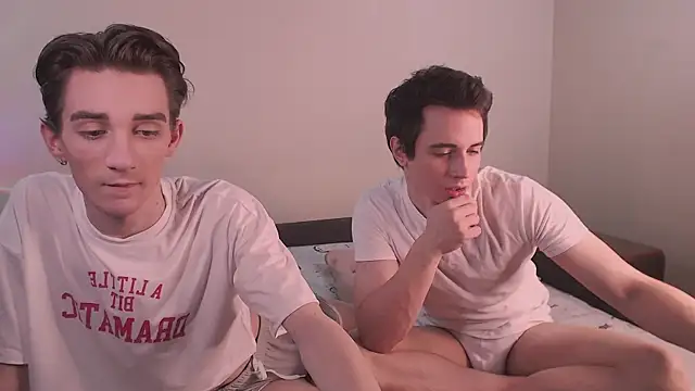 EliotMarks online show from December 2024 07:45:01 PM