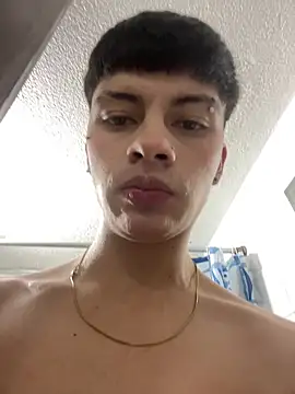 Snapshot of Steev_Novoa chatting on March 2025 05:42:01 AM Steev Novoa online show from March 2025 05:42:01 AM